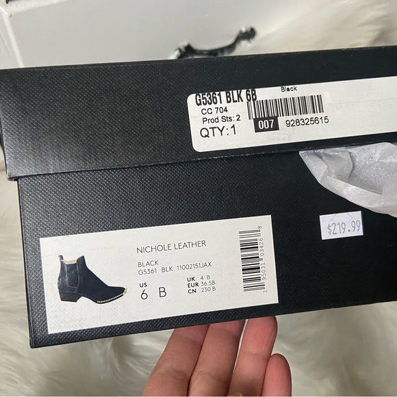 NIB - Only 1 left - Coach Women Nichole Bootie - size 6 US - G5361 - Picture 15 of 15